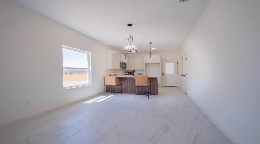 1634 Secretaria Ln., Laredo, Texas 78041, 3 Bedrooms Bedrooms, 5 Rooms Rooms,2 BathroomsBathrooms,Residential,For Sale,1634 Secretaria Ln.,20264688