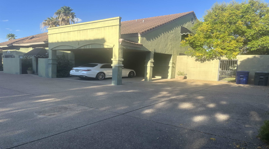 111 E Del Mar Blvd, Laredo, Texas 78041, 4 Bedrooms Bedrooms, 8 Rooms Rooms,3 BathroomsBathrooms,Residential,For Rent,111 E Del Mar Blvd,20264690