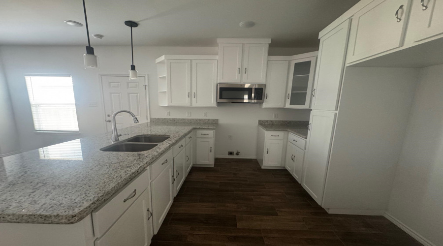 4206 Gavilan Dr., Laredo, Texas 78046, 4 Bedrooms Bedrooms, 6 Rooms Rooms,2 BathroomsBathrooms,Residential,For Rent,4206 Gavilan Dr.,20264692