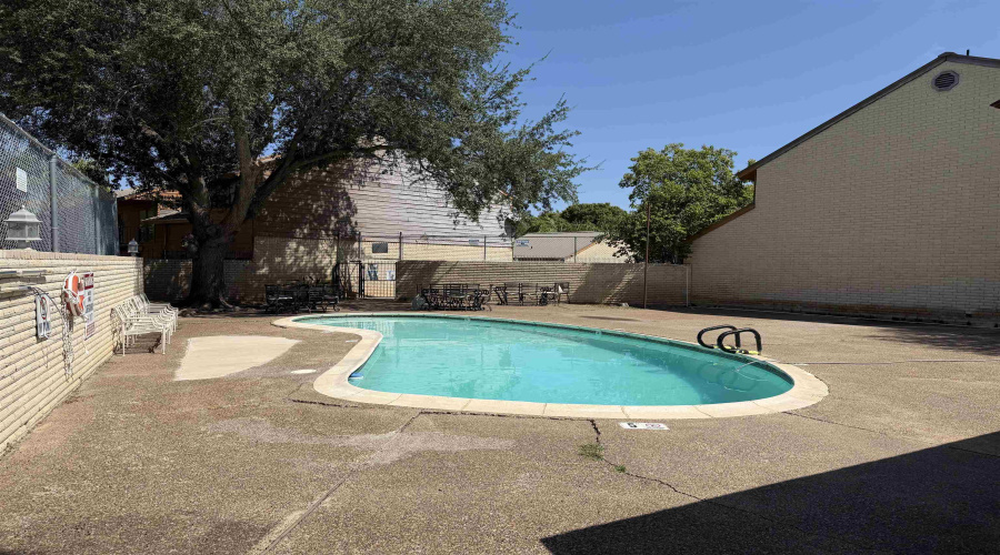 132 Martingale Ln, Laredo, Texas 78041-2231, 3 Bedrooms Bedrooms, 7 Rooms Rooms,2 BathroomsBathrooms,Residential,For Sale,132 Martingale Ln,20264697