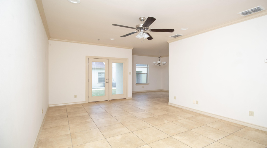 10510 Sandia Dr, Laredo, Texas 78045, 3 Bedrooms Bedrooms, 6 Rooms Rooms,2 BathroomsBathrooms,Residential,For Rent,10510 Sandia Dr,20264701