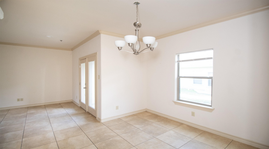 10510 Sandia Dr, Laredo, Texas 78045, 3 Bedrooms Bedrooms, 6 Rooms Rooms,2 BathroomsBathrooms,Residential,For Rent,10510 Sandia Dr,20264701