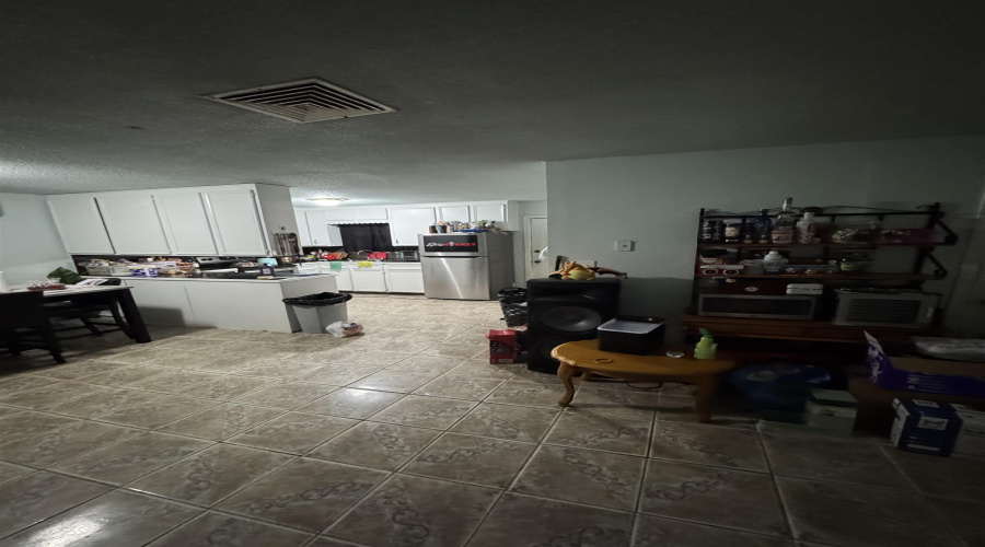 1302 Laredo Ave, Zapata, Texas 78076, 2 Bedrooms Bedrooms, 4 Rooms Rooms,1 BathroomBathrooms,Residential,For Sale,1302 Laredo Ave,20264702