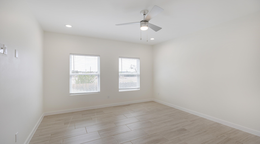 417 Deer Path Loop, Laredo, Texas 78045, 4 Bedrooms Bedrooms, 6 Rooms Rooms,2 BathroomsBathrooms,Residential,For Sale,417 Deer Path Loop,20264705