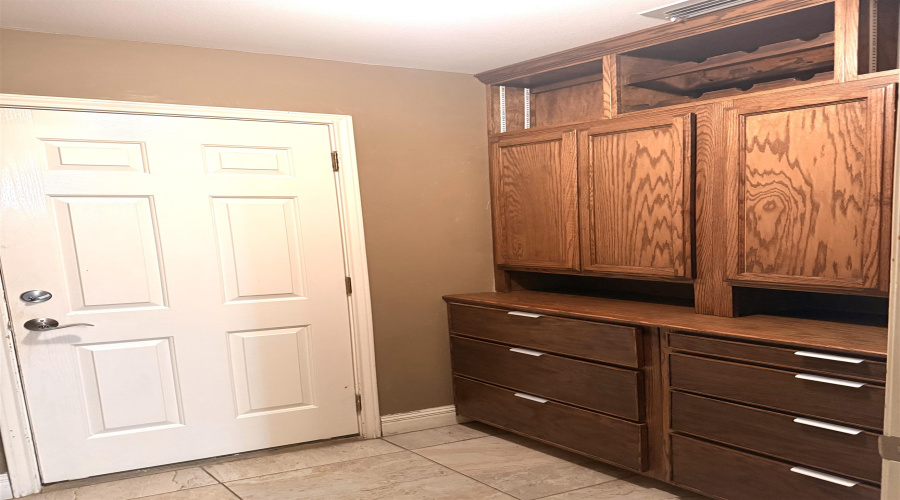 2604 Anejo Dr, Laredo, Texas 78045, 3 Bedrooms Bedrooms, 7 Rooms Rooms,2 BathroomsBathrooms,Residential,For Sale,2604 Anejo Dr,20264707