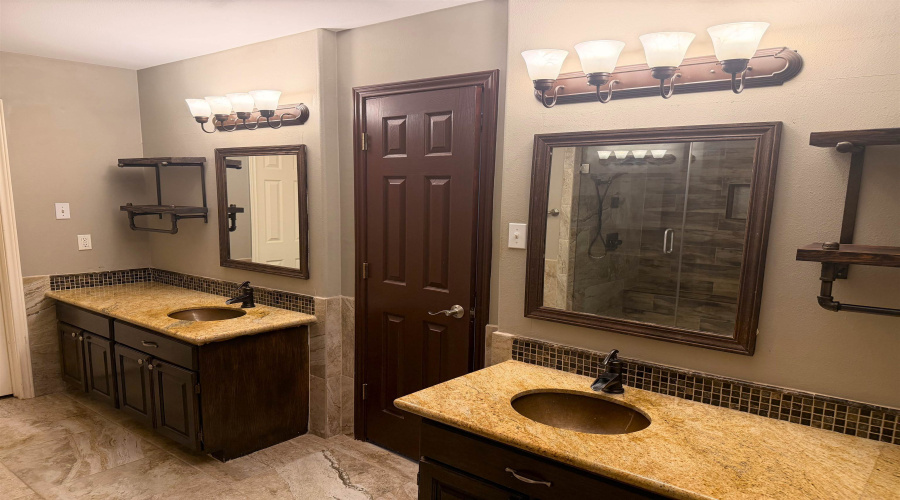 2604 Anejo Dr, Laredo, Texas 78045, 3 Bedrooms Bedrooms, 7 Rooms Rooms,2 BathroomsBathrooms,Residential,For Sale,2604 Anejo Dr,20264707
