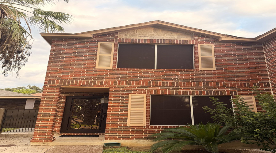 2604 Anejo Dr, Laredo, Texas 78045, 3 Bedrooms Bedrooms, 7 Rooms Rooms,2 BathroomsBathrooms,Residential,For Sale,2604 Anejo Dr,20264707