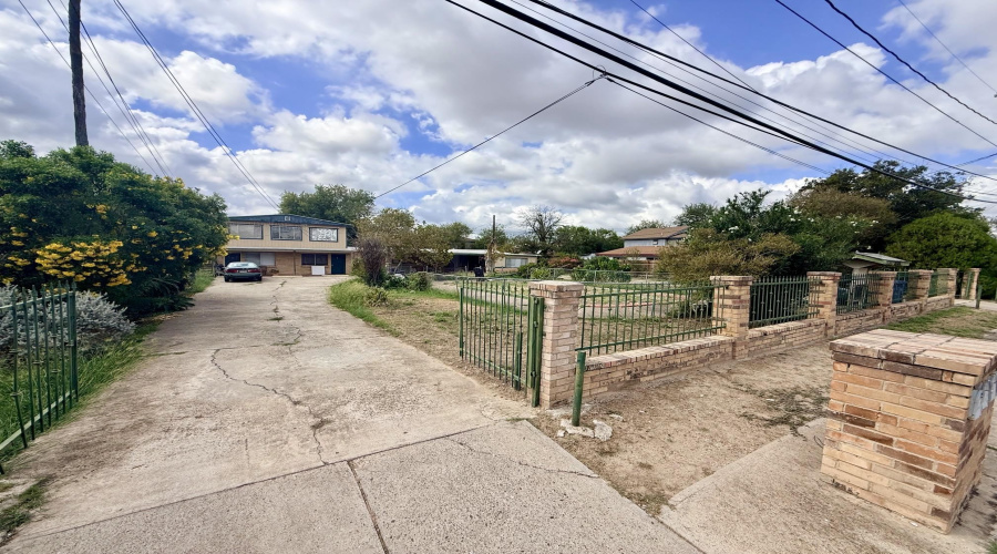 4516 Mims Ave, Laredo, Texas 78041, ,Multi-family,For Sale,4516 Mims Ave,20264715