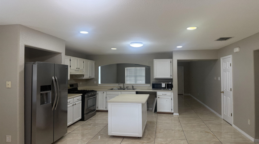 11113 Salado Dr, Laredo, Texas 78045, 3 Bedrooms Bedrooms, 3 Rooms Rooms,2 BathroomsBathrooms,Residential,For Rent,11113 Salado Dr,20264710