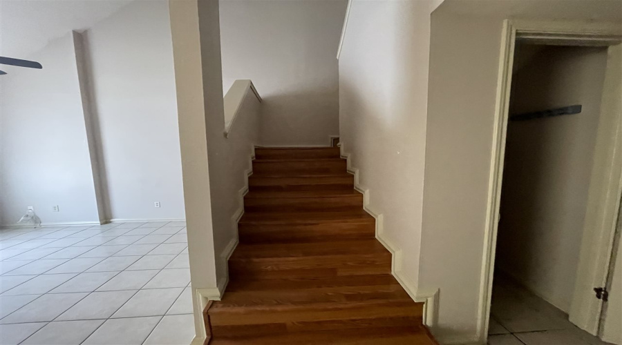 8911 McPherson Rd, Laredo, Texas 78045, 3 Bedrooms Bedrooms, 6 Rooms Rooms,3 BathroomsBathrooms,Residential,For Rent,8911 McPherson Rd,20264712