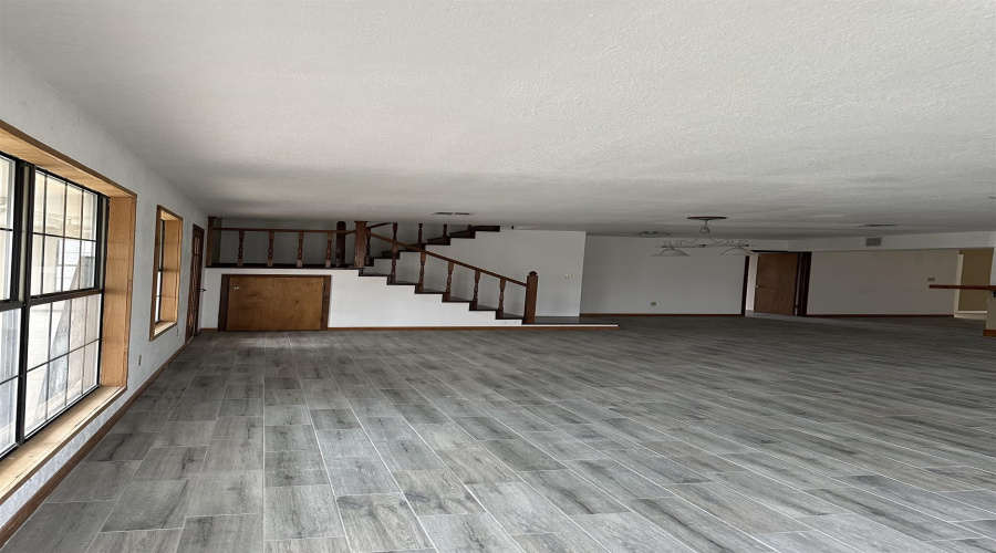707 Tilden St., Cotulla, Texas 78014, 4 Bedrooms Bedrooms, 5 Rooms Rooms,4 BathroomsBathrooms,Residential,For Rent,707 Tilden St.,20264717