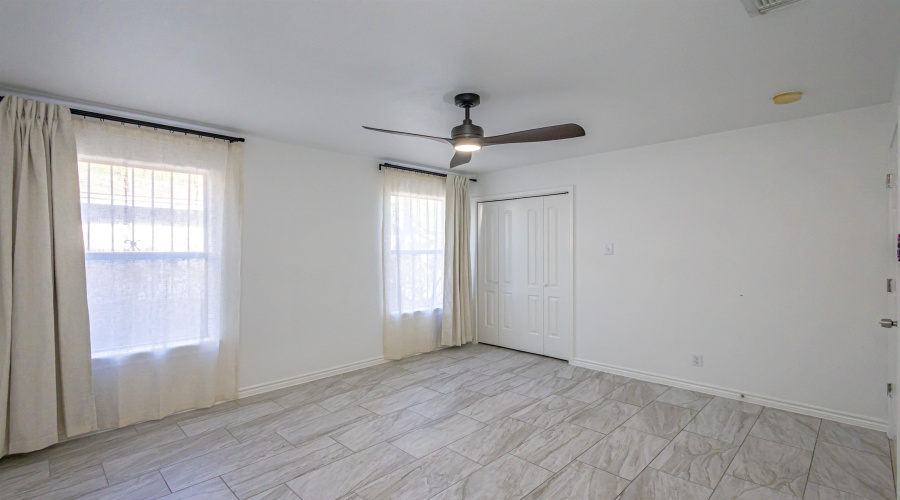 201 Masterson Rd, Laredo, Texas 78046, 2 Bedrooms Bedrooms, 4 Rooms Rooms,1 BathroomBathrooms,Residential,For Sale,201 Masterson Rd,20264720