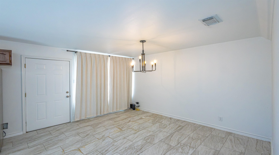 201 Masterson Rd, Laredo, Texas 78046, 2 Bedrooms Bedrooms, 4 Rooms Rooms,1 BathroomBathrooms,Residential,For Sale,201 Masterson Rd,20264720