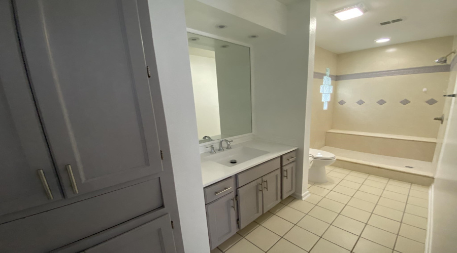 8809 Puerto Yael, LAREDO, Texas 78045, 4 Bedrooms Bedrooms, 5 Rooms Rooms,2 BathroomsBathrooms,Residential,For Sale,8809 Puerto Yael,20264724