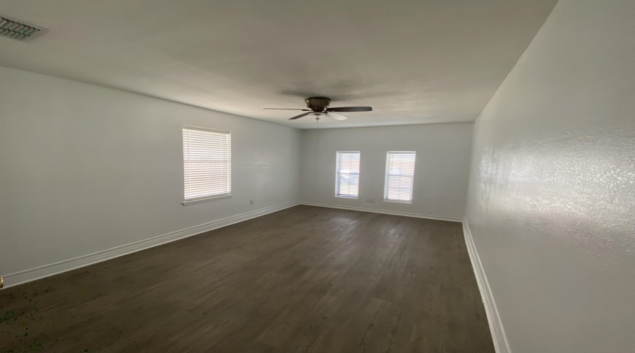 8809 Puerto Yael, LAREDO, Texas 78045, 4 Bedrooms Bedrooms, 5 Rooms Rooms,2 BathroomsBathrooms,Residential,For Sale,8809 Puerto Yael,20264724