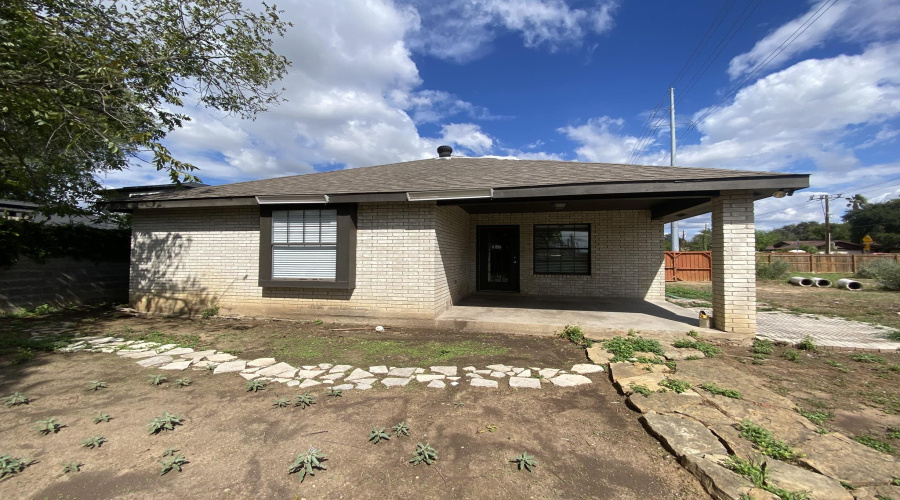 8809 Puerto Yael, LAREDO, Texas 78045, 4 Bedrooms Bedrooms, 5 Rooms Rooms,2 BathroomsBathrooms,Residential,For Sale,8809 Puerto Yael,20264724