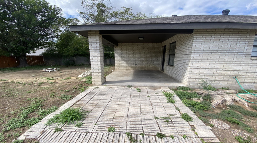 8809 Puerto Yael, LAREDO, Texas 78045, 4 Bedrooms Bedrooms, 5 Rooms Rooms,2 BathroomsBathrooms,Residential,For Sale,8809 Puerto Yael,20264724
