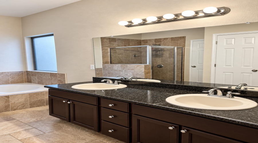 109 Pacifico Dr, Laredo, Texas 78045, 4 Bedrooms Bedrooms, 7 Rooms Rooms,2 BathroomsBathrooms,Residential,For Sale,109 Pacifico Dr,20264729