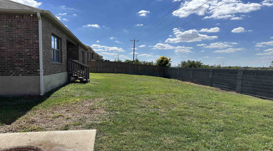 109 Pacifico Dr, Laredo, Texas 78045, 4 Bedrooms Bedrooms, 7 Rooms Rooms,2 BathroomsBathrooms,Residential,For Sale,109 Pacifico Dr,20264729