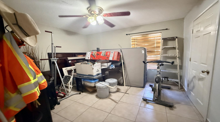 512 Mohican Dr, Laredo, Texas 78045, 3 Bedrooms Bedrooms, 5 Rooms Rooms,2 BathroomsBathrooms,Residential,For Sale,512 Mohican Dr,20264730