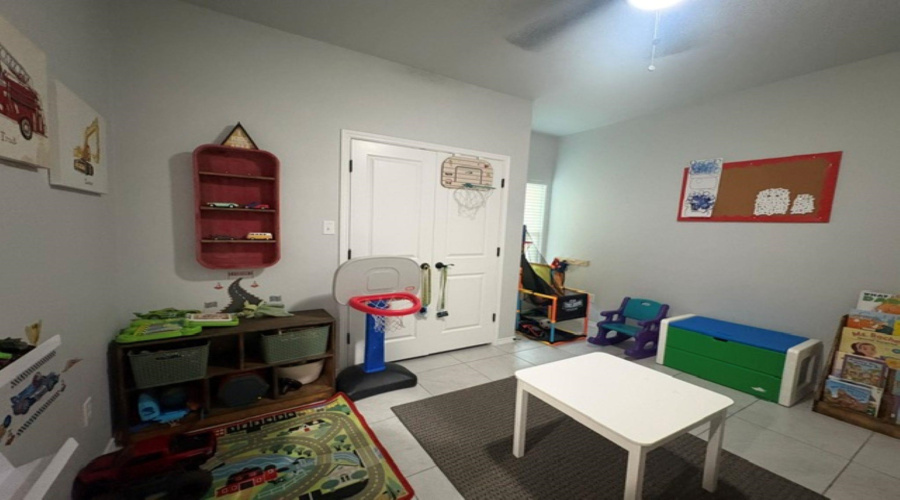 1219 Port Texas Dr., Laredo, Texas 78045, 4 Bedrooms Bedrooms, 6 Rooms Rooms,2 BathroomsBathrooms,Residential,For Sale,1219 Port Texas Dr.,20264731