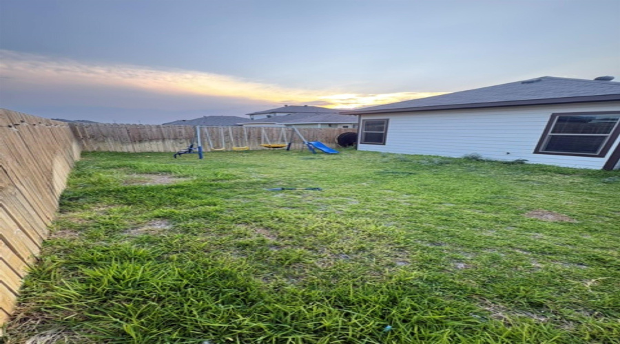 1219 Port Texas Dr., Laredo, Texas 78045, 4 Bedrooms Bedrooms, 6 Rooms Rooms,2 BathroomsBathrooms,Residential,For Sale,1219 Port Texas Dr.,20264731