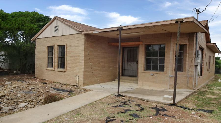 4518 Rodeo Ln, Laredo, Texas 78046, 3 Bedrooms Bedrooms, 6 Rooms Rooms,1 BathroomBathrooms,Residential,For Sale,4518 Rodeo Ln,20264732