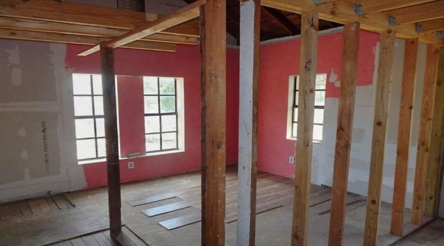 4518 Rodeo Ln, Laredo, Texas 78046, 3 Bedrooms Bedrooms, 6 Rooms Rooms,1 BathroomBathrooms,Residential,For Sale,4518 Rodeo Ln,20264732