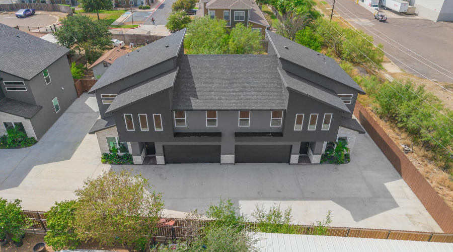 7306 Wagner Ct, Laredo, Texas 78041, ,Multi-family,For Rent,7306 Wagner Ct,20264733