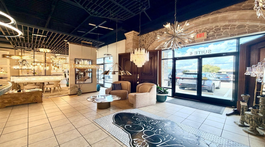 2329 Jacaman Rd, Laredo, Texas 78041, 11 Rooms Rooms,2 BathroomsBathrooms,Commercial retail/office,For Rent,2329 Jacaman Rd,20264739