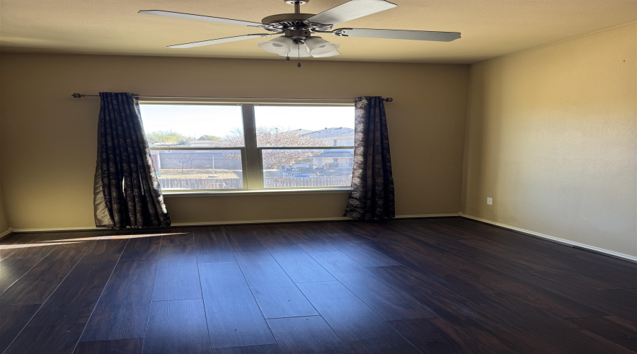 5016 Lost Hills Trail, Laredo, Texas 78041, 3 Bedrooms Bedrooms, 5 Rooms Rooms,2 BathroomsBathrooms,Residential,For Rent,5016 Lost Hills Trail,20264734