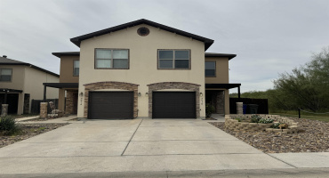 5016 Lost Hills Trail, Laredo, Texas 78041, 3 Bedrooms Bedrooms, 5 Rooms Rooms,2 BathroomsBathrooms,Residential,For Rent,5016 Lost Hills Trail,20264734