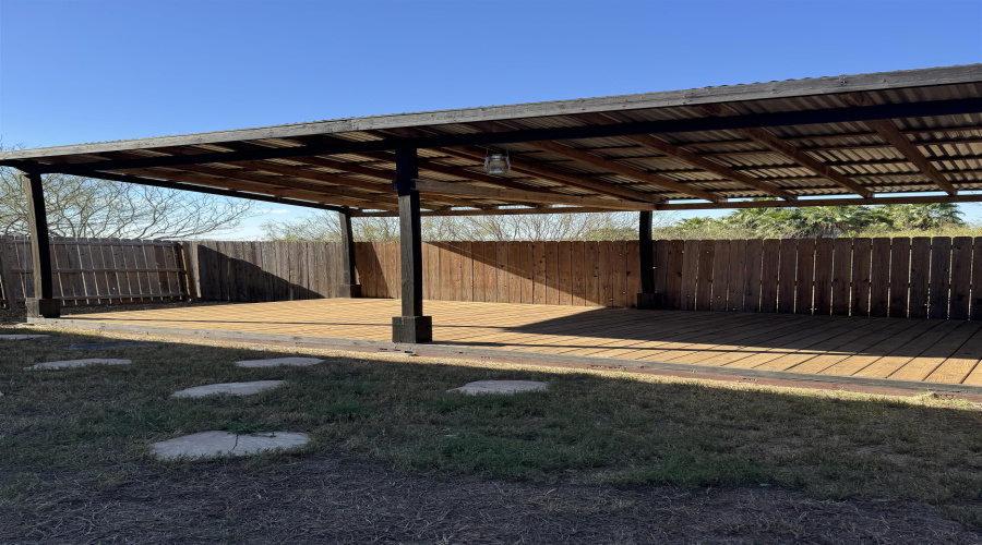 5016 Lost Hills Trail, Laredo, Texas 78041, 3 Bedrooms Bedrooms, 5 Rooms Rooms,2 BathroomsBathrooms,Residential,For Rent,5016 Lost Hills Trail,20264734
