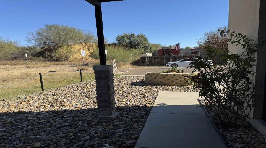 5016 Lost Hills Trail, Laredo, Texas 78041, 3 Bedrooms Bedrooms, 5 Rooms Rooms,2 BathroomsBathrooms,Residential,For Rent,5016 Lost Hills Trail,20264734