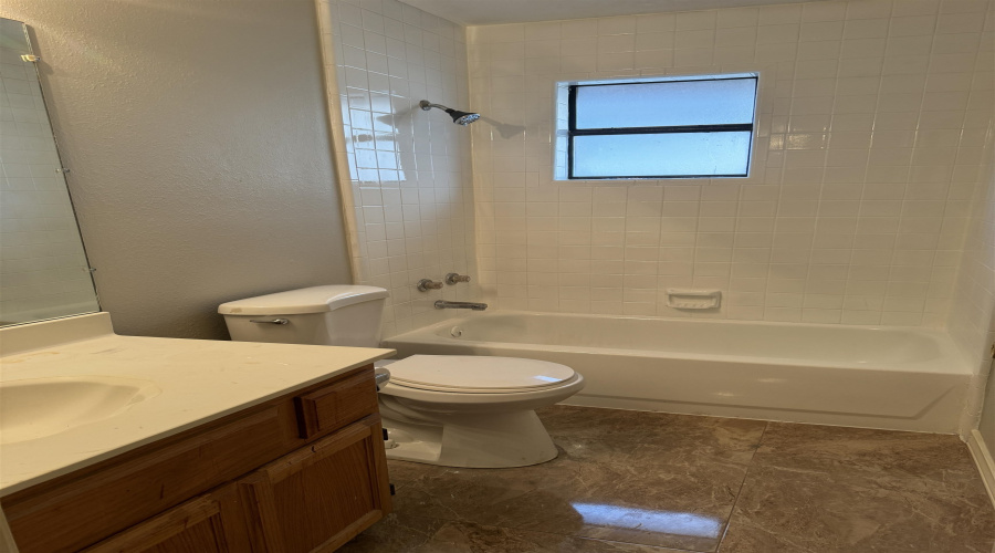 8835 Liberty Lp, Laedo, Texas 78045, 4 Bedrooms Bedrooms, 5 Rooms Rooms,2 BathroomsBathrooms,Residential,For Rent,8835 Liberty Lp,20264735