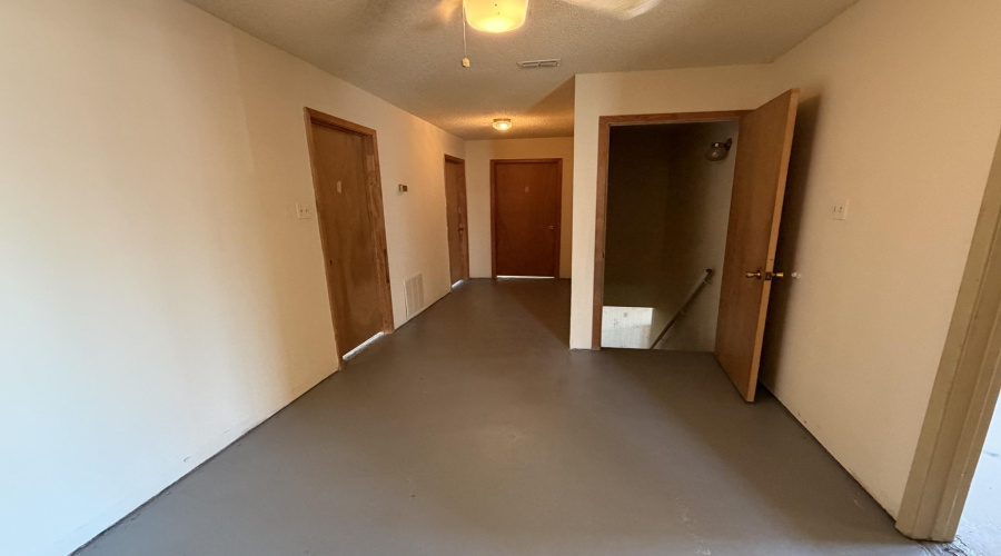 233 Malaga Dr, Laredo, Texas 78046, 7 Bedrooms Bedrooms, 8 Rooms Rooms,5 BathroomsBathrooms,Residential,For Sale,233 Malaga Dr,20264737