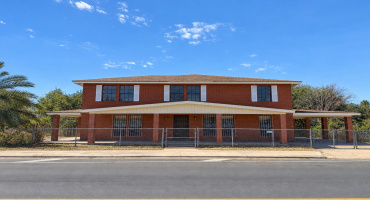 233 Malaga Dr, Laredo, Texas 78046, 7 Bedrooms Bedrooms, 8 Rooms Rooms,5 BathroomsBathrooms,Residential,For Sale,233 Malaga Dr,20264737