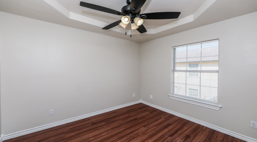 1000 Ranchway Dr, Laredo, Texas 78045, 3 Bedrooms Bedrooms, 6 Rooms Rooms,3 BathroomsBathrooms,Residential,For Sale,1000 Ranchway Dr,20264741