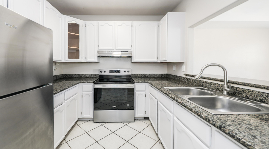 1000 Ranchway Dr, Laredo, Texas 78045, 3 Bedrooms Bedrooms, 6 Rooms Rooms,3 BathroomsBathrooms,Residential,For Sale,1000 Ranchway Dr,20264741