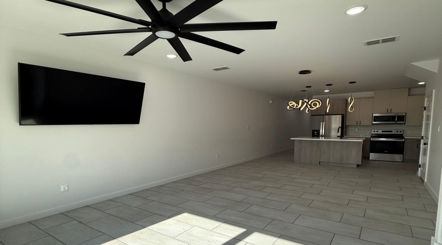8218 Casa Verde Rd, LAREDO, Texas 78041, 3 Bedrooms Bedrooms, 4 Rooms Rooms,2 BathroomsBathrooms,Residential,For Rent,8218 Casa Verde Rd,20264742