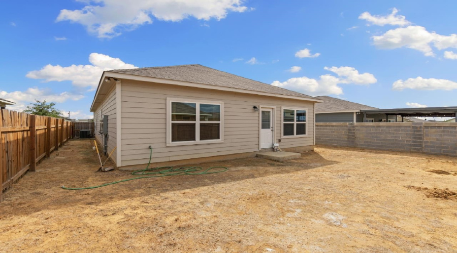 1606 Decano Ln., laredo, Texas 78046, 3 Bedrooms Bedrooms, 5 Rooms Rooms,2 BathroomsBathrooms,Residential,For Rent,1606 Decano Ln.,20264747