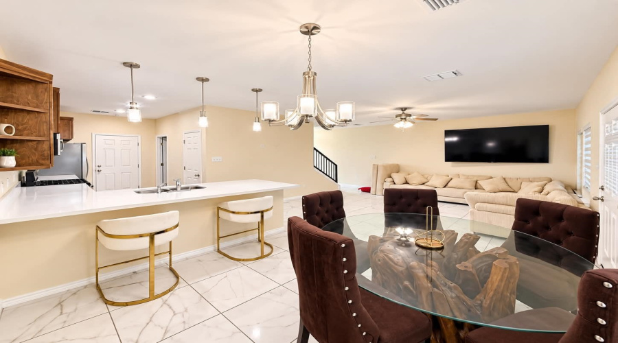 5821 Colegio Ln., LAREDO, Texas 78046, 3 Bedrooms Bedrooms, 6 Rooms Rooms,2 BathroomsBathrooms,Residential,For Sale,5821 Colegio Ln.,20264748
