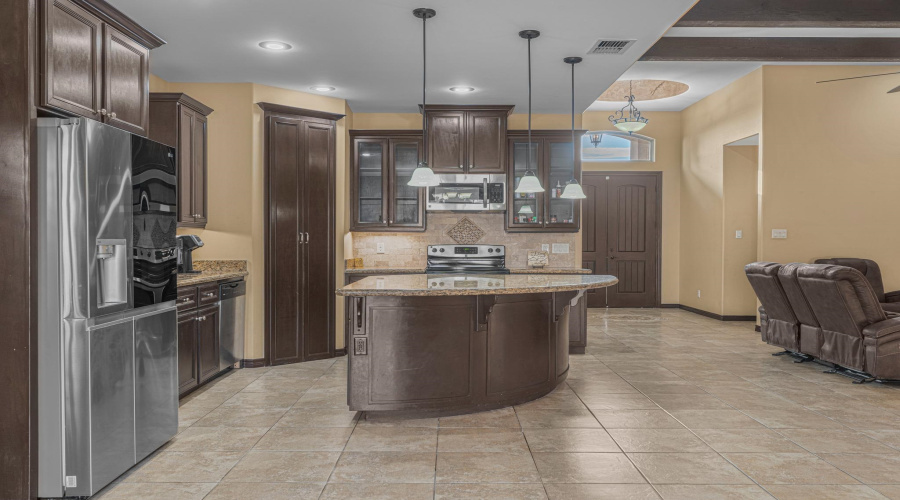 202 Butia Dr, laredo, Texas 78045, 3 Bedrooms Bedrooms, 6 Rooms Rooms,2 BathroomsBathrooms,Residential,For Sale,202 Butia Dr,20264751