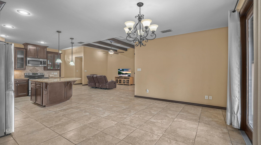 202 Butia Dr, laredo, Texas 78045, 3 Bedrooms Bedrooms, 6 Rooms Rooms,2 BathroomsBathrooms,Residential,For Sale,202 Butia Dr,20264751
