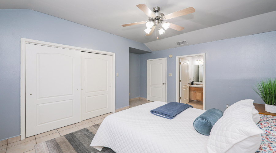 1752 Tiara Trl, Laredo, Texas 78045, 2 Bedrooms Bedrooms, 5 Rooms Rooms,2 BathroomsBathrooms,Residential,For Sale,1752 Tiara Trl,20264753
