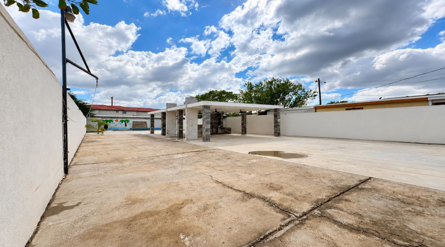 3403 Guadalupe St, Laredo, Texas 78043, ,Land,For Sale,3403 Guadalupe St,20264758