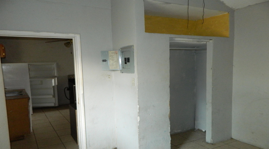 3115 S Jarvis Ave, Laredo, Texas 78046, ,Multi-family,For Sale,3115 S Jarvis Ave,20264762