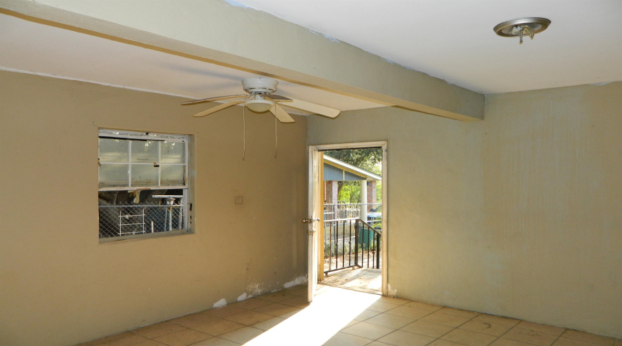 3115 S Jarvis Ave, Laredo, Texas 78046, ,Multi-family,For Sale,3115 S Jarvis Ave,20264762