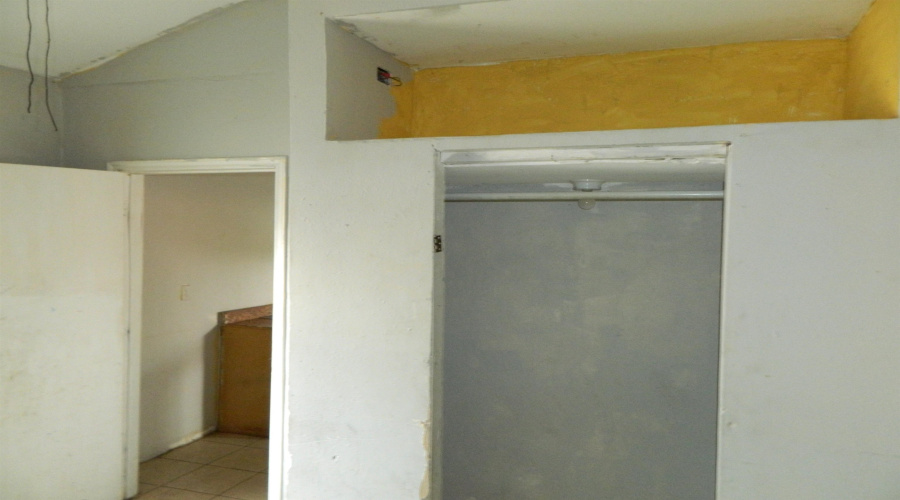 3115 S Jarvis Ave, Laredo, Texas 78046, ,Multi-family,For Sale,3115 S Jarvis Ave,20264762