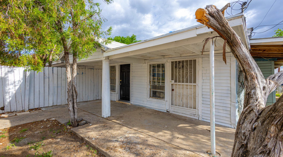 1501 Mercer St, LAREDO, Texas 78040, ,Multi-family,For Sale,1501 Mercer St,20264763